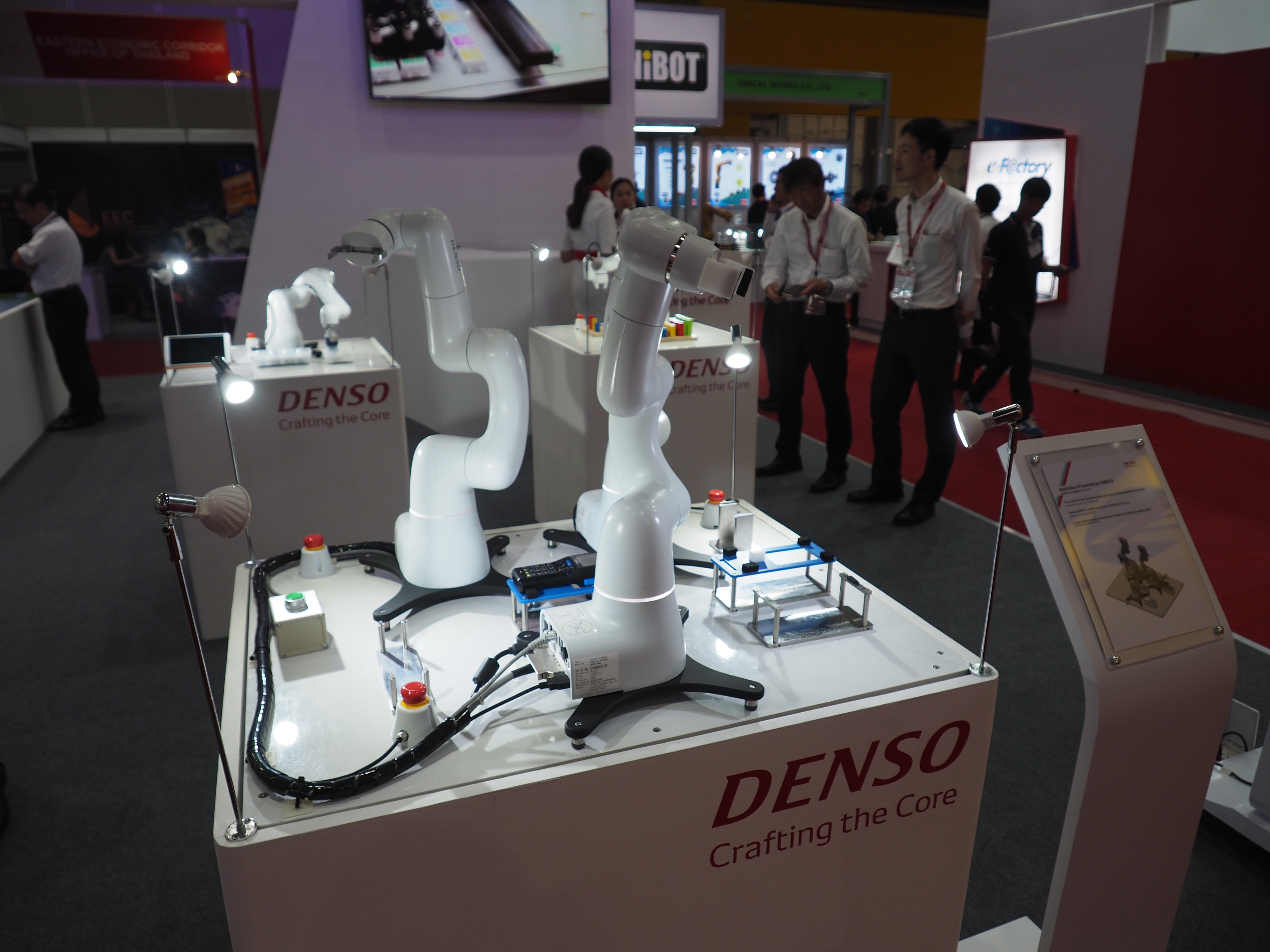 หุ่นยนต์ DENSO ในงาน METALEX 2018